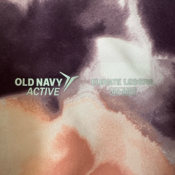 Women’s Old Navy Active Leggings. Size Large - Picture 5 of 5